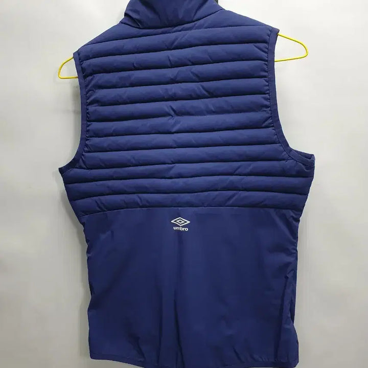 [BUNJANG] Umbro Lightweight Padded Vest Blue (Size S) / 엄브로 경량 패딩 조끼 블루 s
