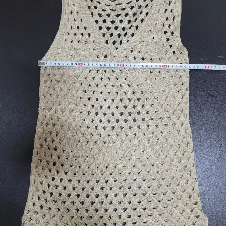 [BUNJANG] Beige Net Knit Vest / 베이지색 그물 니트 조끼