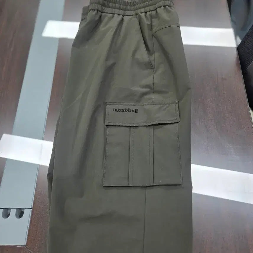 [BUNJANG] Montbell Cargo Jogger Pants Khaki / 몽벨 카고 조거팬츠 카키색