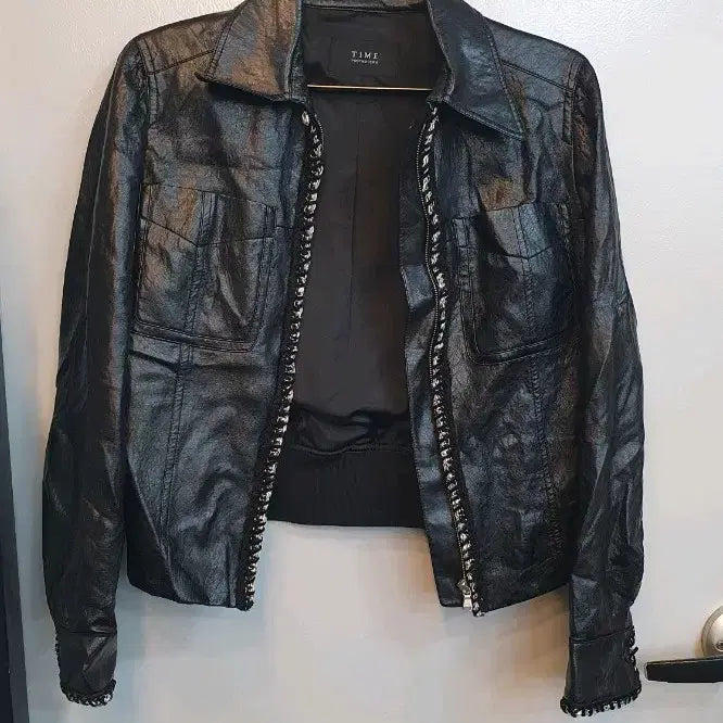 [SOLD OUT] 한섬 타임 레더 체인장식자켓  82-94-160
