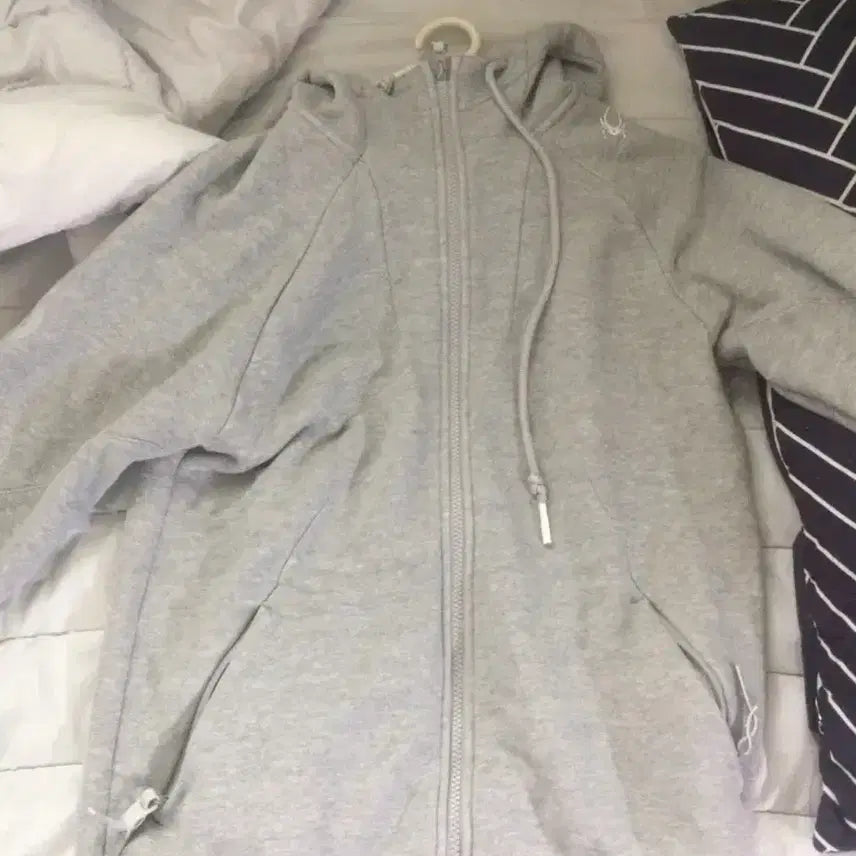 [BUNJANG] Spider Grey Hoodie Zip-up / 스파이더 회색 후드집업