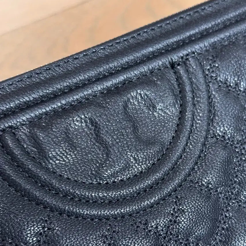 [BUNJANG] Tory Burch Clutch / 토리버치 클러치