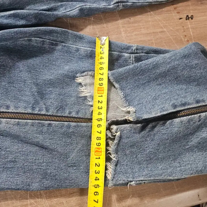 [BUNJANG] Vetements Levi&