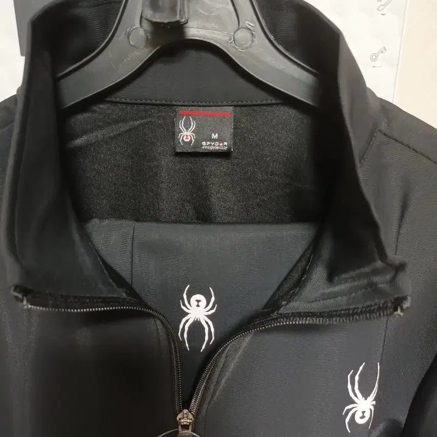 [BUNJANG] Spider Black Training Suit Set (M) / 스파이더 블랙 춘추용 트레이닝복 세트 M 새상품