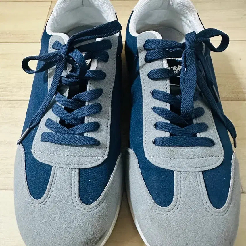 [BUNJANG] Generic Sneakers Size 43 / 남성 스니커즈 43사이즈