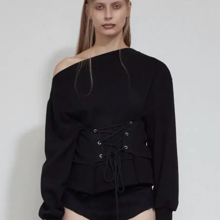 [BUNJANG] Bohemian Seoul Corset Sweatshirt Black / 보헤미안서울 코르셋 맨투맨 블랙 corset sweatshirt