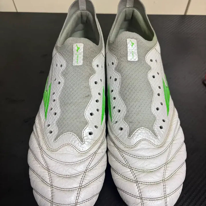 [SOLD OUT] 미즈노 모렐리아 제팬 축구화 280