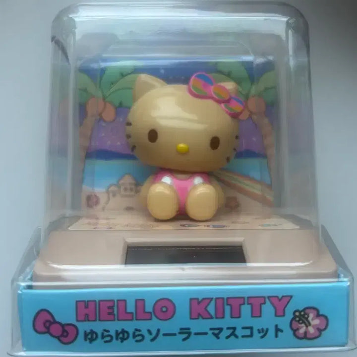 [BUNJANG] Hello Kitty Solar Figure Tanning Kitty / 헬로키티 태양열피규어 태닝키티