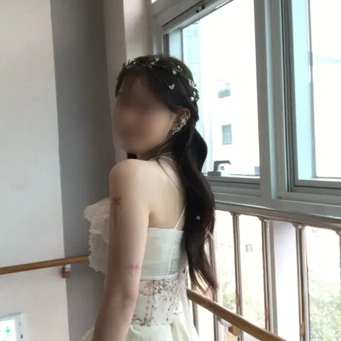 [BUNJANG] Baek Yerin Elf Graduation Costume Rental / (신발,머리장식 포함) 백예린,엘프 졸사 대여 옵션 좋음