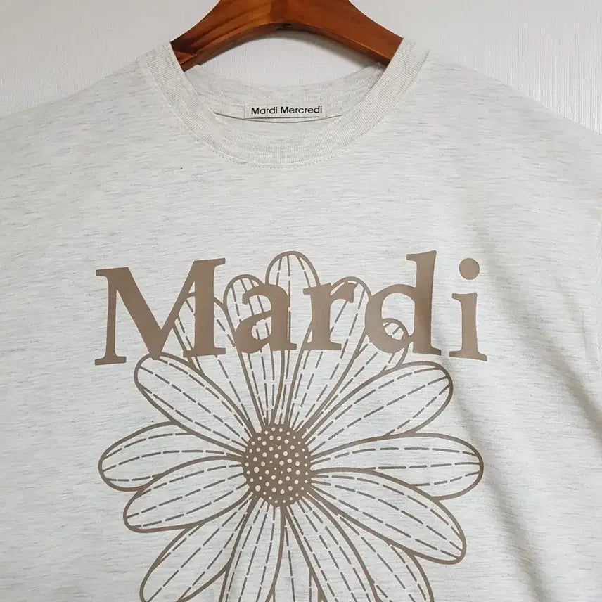 [SOLD OUT] 마르디메크르디 반팔티