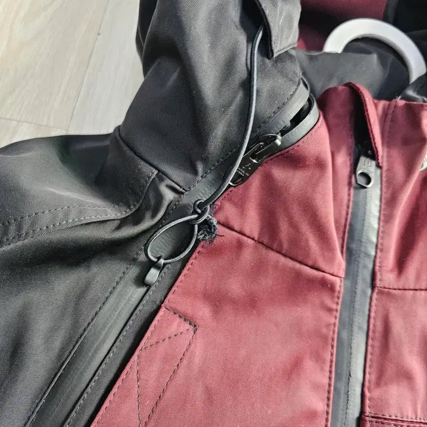 [BUNJANG] Under My Car Came Red Hoodie / 언더마이카 카메 레드 사이즈2