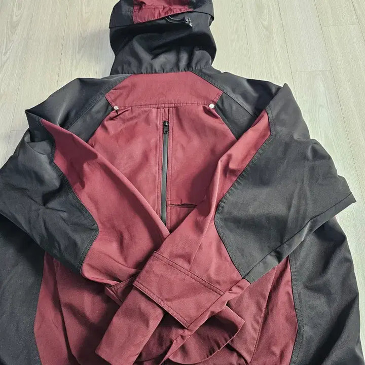 [BUNJANG] Under My Car Came Red Hoodie / 언더마이카 카메 레드 사이즈2