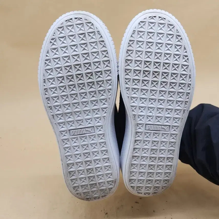 [BUNJANG] Puma Suede Platform Bling Sneakers 240 / 푸마 스웨이드 플랫폼 블링 스니커즈 240