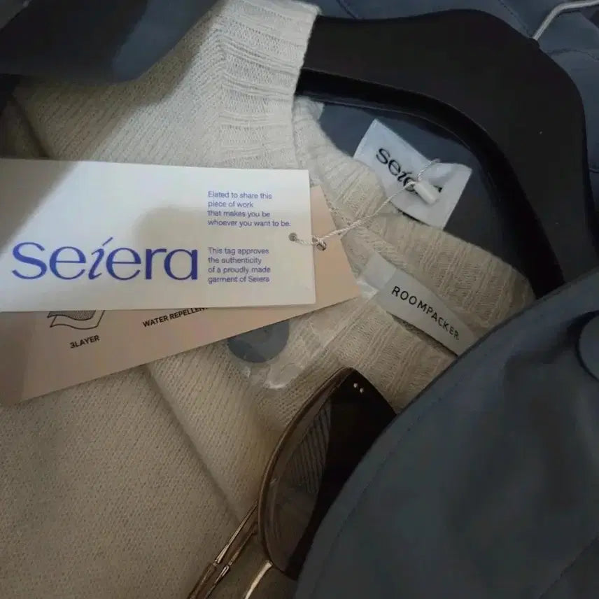 [BUNJANG] Seiera Hooded Trench Coat / Seiera 후드 트렌치(새제품)