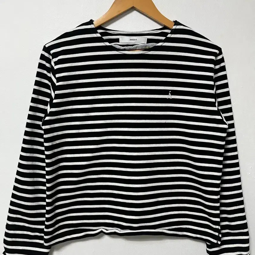 [BUNJANG] ASESIT Loose Fit Striped Long Sleeve T-shirt / 55-66 ASESIT 루즈핏 스트라이프 긴팔티 정품