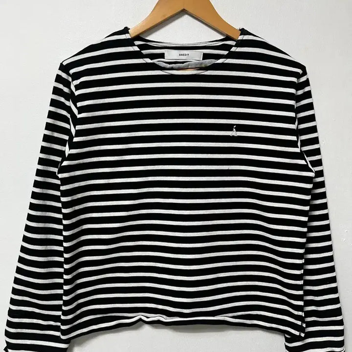 [BUNJANG] ASESIT Loose Fit Striped Long Sleeve T-shirt / 55-66 ASESIT 루즈핏 스트라이프 긴팔티 정품