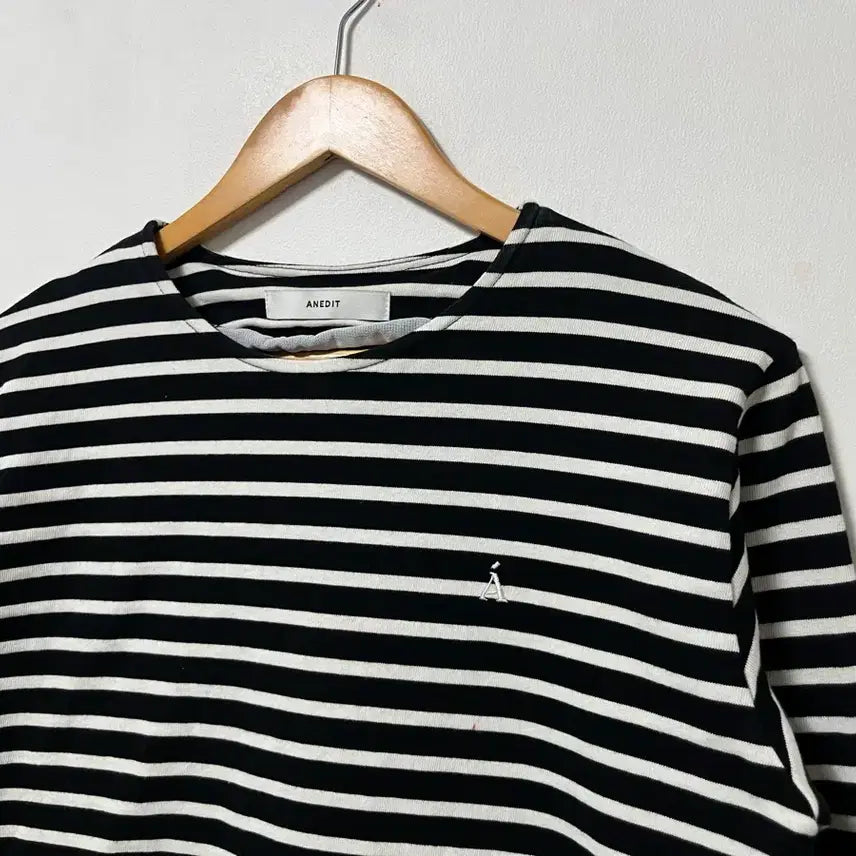 [BUNJANG] ASESIT Loose Fit Striped Long Sleeve T-shirt / 55-66 ASESIT 루즈핏 스트라이프 긴팔티 정품