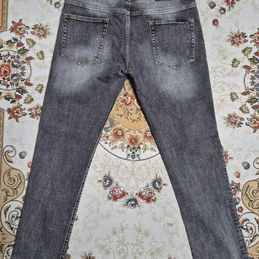 [BUNJANG] Dolce &amp; Gabbana Washed Black Denim Jeans / 돌체앤가바나 블랙 워싱 데님 청바지/34