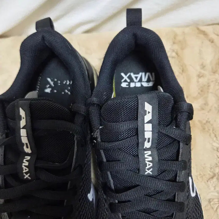 [BUNJANG] Nike Air Max Black Sneakers / 나이키 에어맥스 블랙 260사이즈