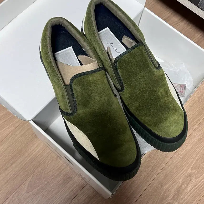 [BUNJANG] Julien David Inca Slip-On Amigreen Suede Sneakers / JULIEN DAVID 잉카 슬립온 아미그린