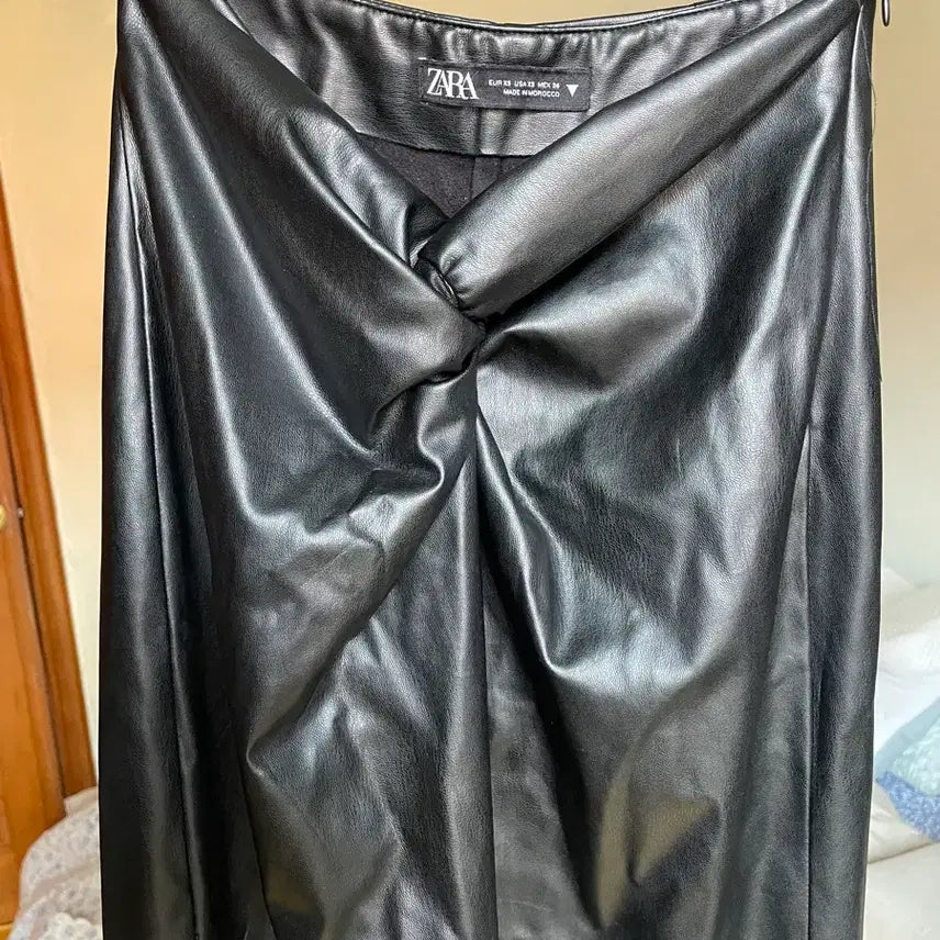 [BUNJANG] ZARA Leather Maxi Skirt / zara 레더 맥시 스커트