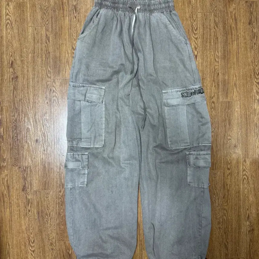 [SOLD OUT] 스케이터락 그레이 카고 팬츠 free사이즈