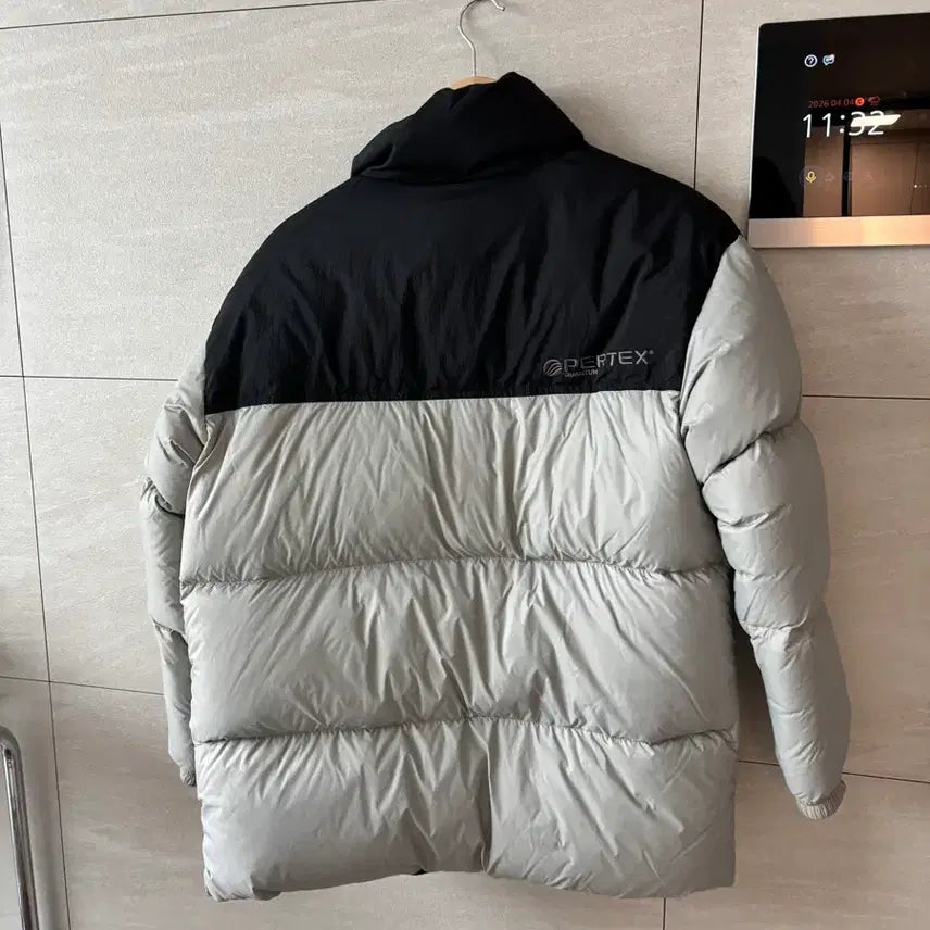 [BUNJANG] BCC Black/Ivory Color Block Padded Jumper / BCC 블랙/아이보리 배색 패딩 점퍼