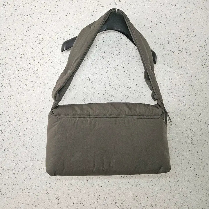 [BUNJANG] ZARA Padded Shoulder Bag Crossbody Khaki / 자라 패딩 숄더백 크로스백 카키 3307 420