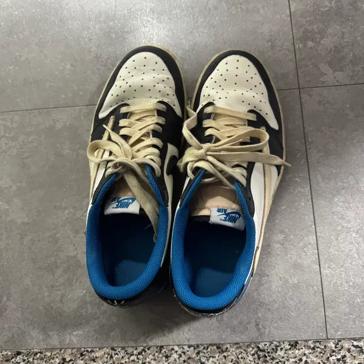 [BUNJANG] Nike Air Jordan 1 Travis Scott / 나이키 조던1 트래비스스캇 260(마지막급쳐)