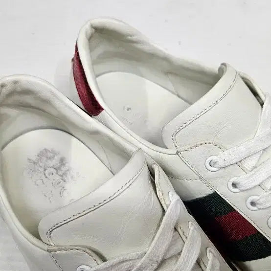 [BUNJANG] GUCCI Ace Bee Embroidery Sneakers (Size 8) / GUCCI 구찌 에이스 꿀벌 자수 스니커즈 8사이즈 270