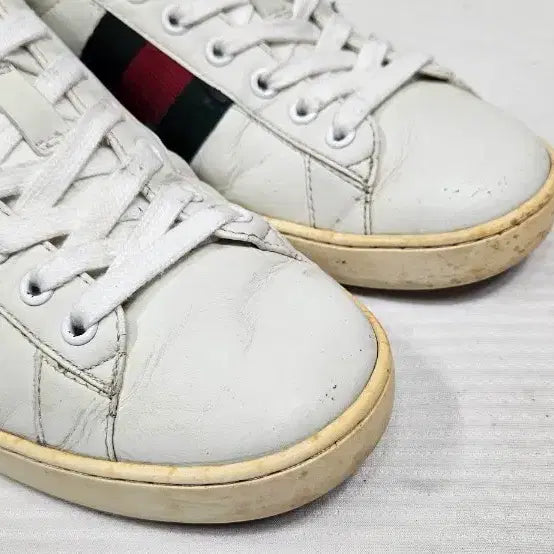 [BUNJANG] GUCCI Ace Bee Embroidery Sneakers (Size 8) / GUCCI 구찌 에이스 꿀벌 자수 스니커즈 8사이즈 270