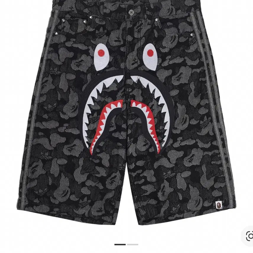 [BUNJANG] Adidas x Bape Shark Denim Shorts Black / [S] 아디다스 베이프 샤크 데님 쇼츠 블랙
