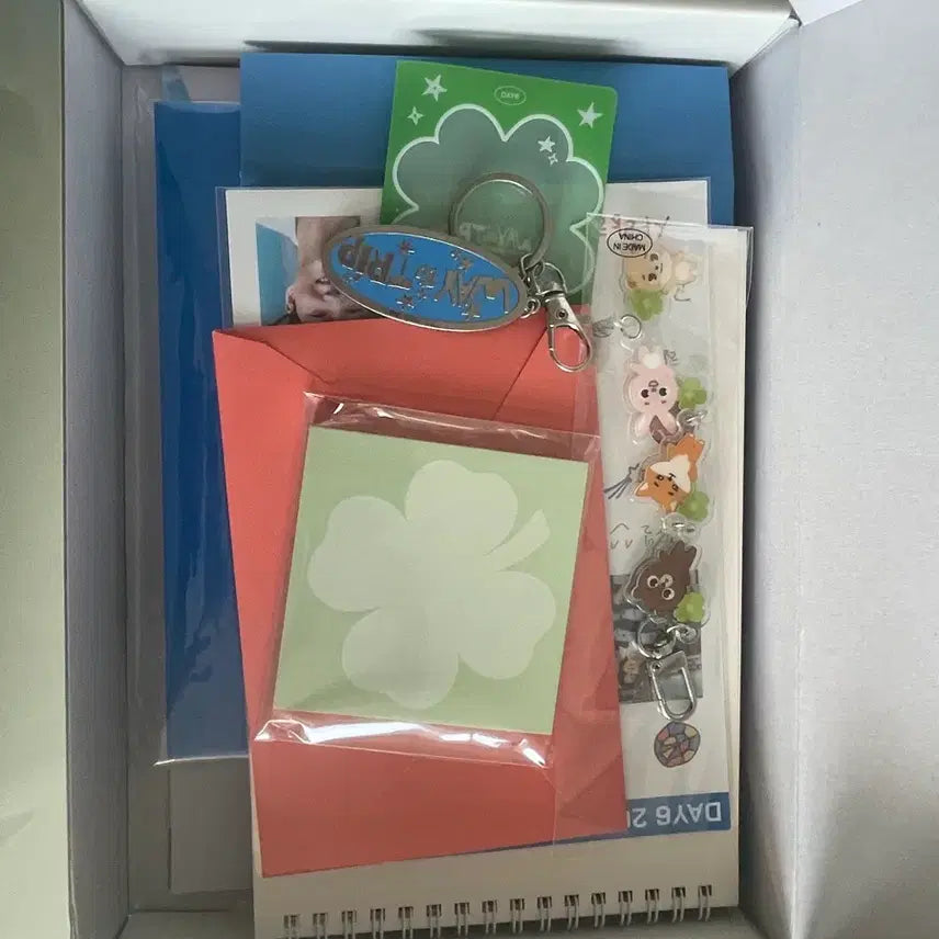 [BUNJANG] Day6 Signature + Photocard Bundle Set / 덤 있음!) 데이식스 시그+포카 일괄 처분