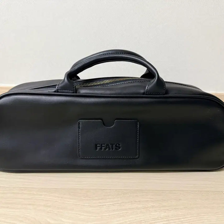 [BUNJANG] NICE GHOST CLUB Baguette Bag / 나이스고스트클럽 바게트 백