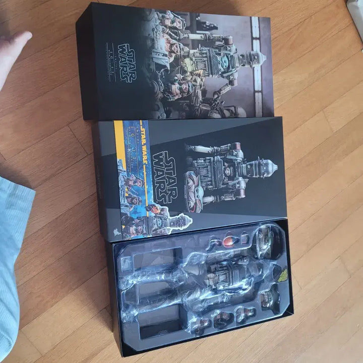 [BUNJANG] Hot Toys IG-12 Deluxe Set / 핫토이 IG-12 디럭스 합본