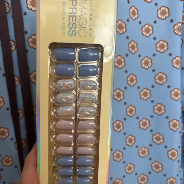 [BUNJANG] Margarine Fingers Brown Floral Pattern Sky Blue Pleated Dress with Free Dashing Diva Nail Tips / 마가린핑거스 브라운패턴 하늘색 원피스 사은품 데싱디바네일