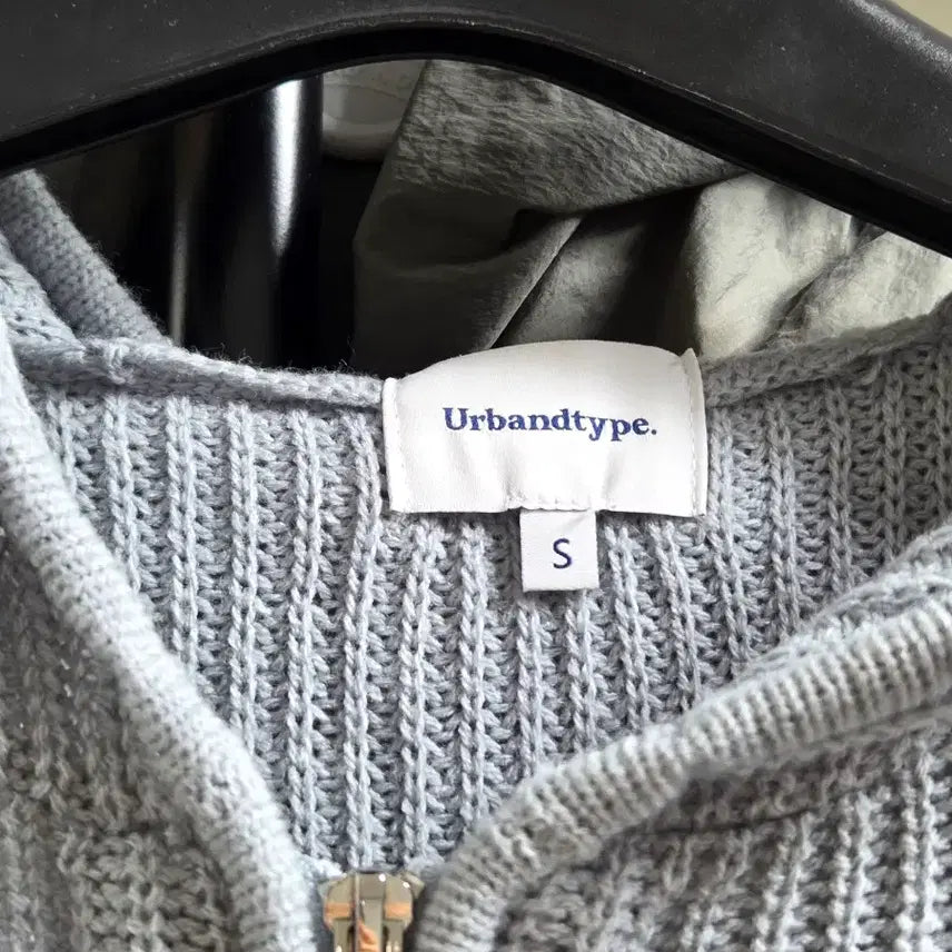 [BUNJANG] Urban D. Type Knit Hoodie Zip-up Pale Blue / 어반디타입 니트 후드집업 페일 블루