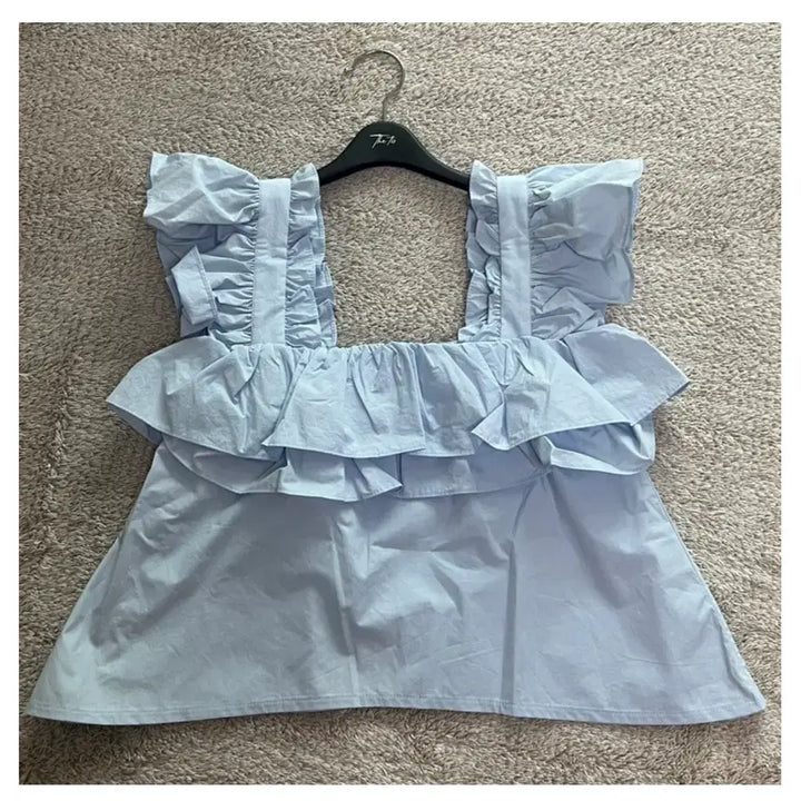 [BUNJANG] Thetis Ruffle Blouse Light Blue / Thetis 더티스 러플 블라우스 라이투 블루