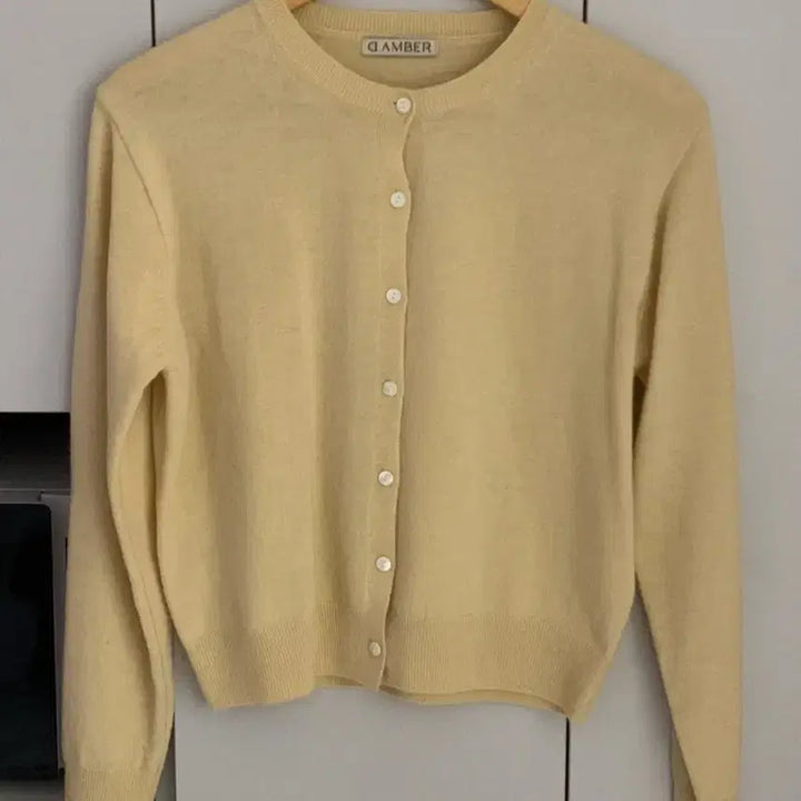 [BUNJANG] D.M.B Butter Knit Sweater / 디엠버 버터 봄니트