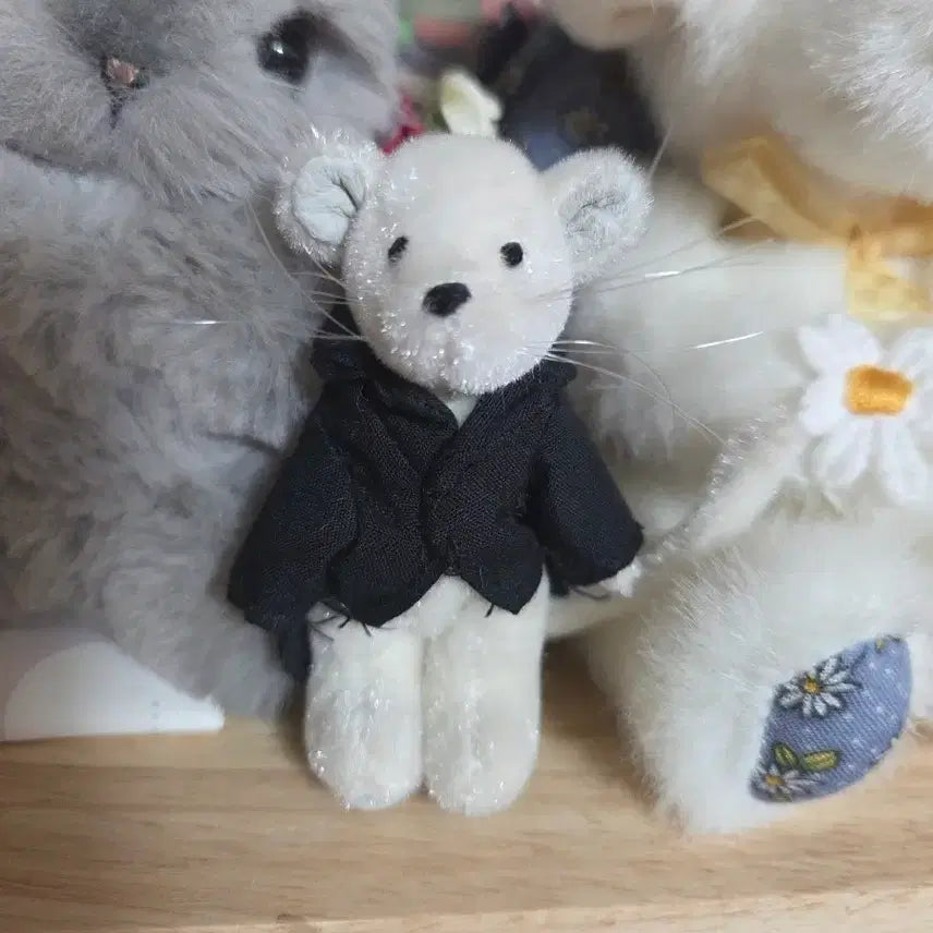 [BUNJANG] Boysbear Miniature Tuxedo Mouse Figurine / 보이즈베어 초미니 턱시도 쥐  신사 쥐