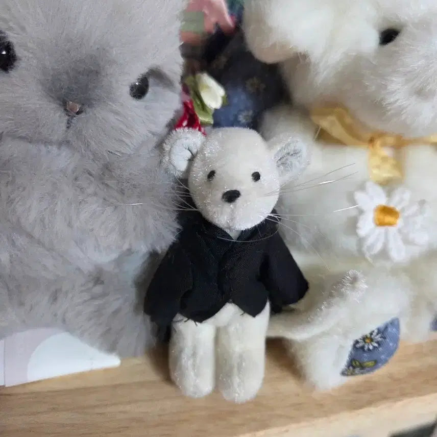 [BUNJANG] Boysbear Miniature Tuxedo Mouse Figurine / 보이즈베어 초미니 턱시도 쥐  신사 쥐