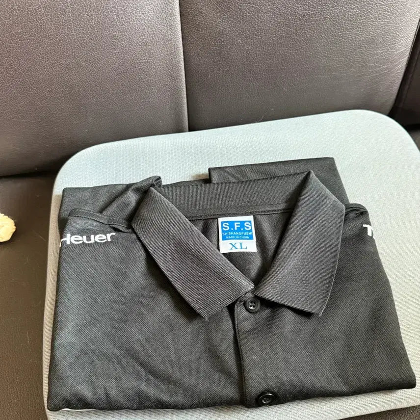 [SOLD OUT] AMG 토미힐피거 블랙 반팔 폴로티
