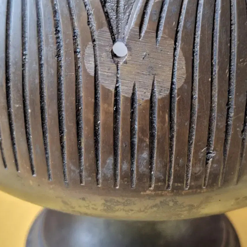 [BUNJANG] Large Antique Lotus Flower Bronze Incense Burner / 오래된 연꽃모양동 향완 대형