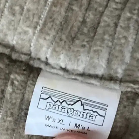 [BUNJANG] Patagonia Reversible Cotton Down Vest Navy / L) 파타고니아 리버시블 코튼 다운 베스트 네이비