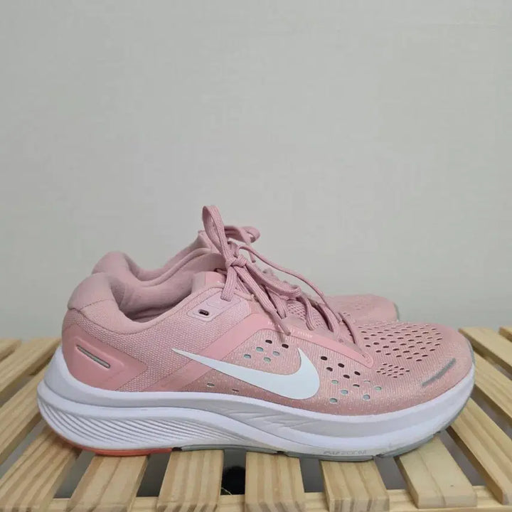 [BUNJANG] Nike Air Zoom Structure 23 Running Shoes / 235나이키 에어 줌 스트럭처23 런닝화 -