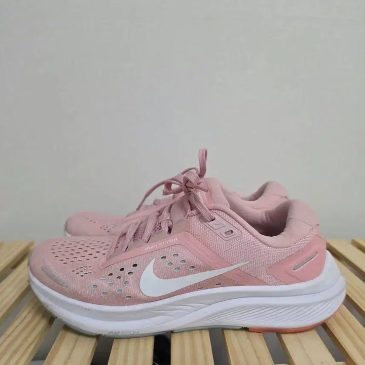 [BUNJANG] Nike Air Zoom Structure 23 Running Shoes / 235나이키 에어 줌 스트럭처23 런닝화 -