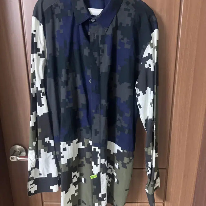 [BUNJANG] 3.1 Phillip Lim Digital Camo Shirt / 3.1필립림 디지털 카모 셔츠(100-105)