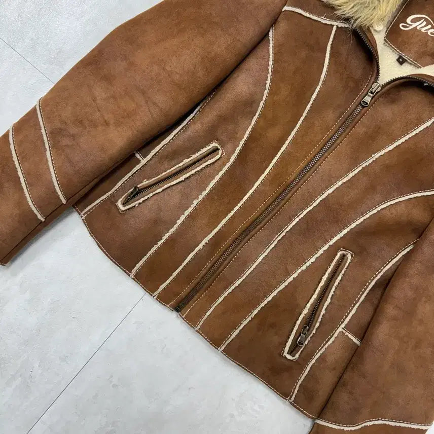 [BUNJANG] GUESS Slim Fit Detachable Fur Collar Shearling Jacket / 