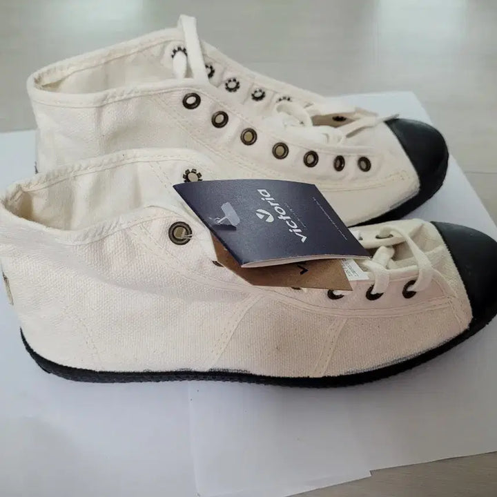 [BUNJANG] Victoria High Sneakers 255 (New) / 빅토리아 하이 스니커즈 255(새상품)