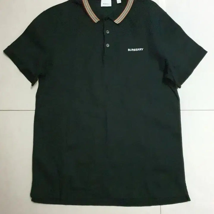 [BUNJANG] Burberry Black Polo Shirt 8007694 / 버버리 블랙 카라티 8007694